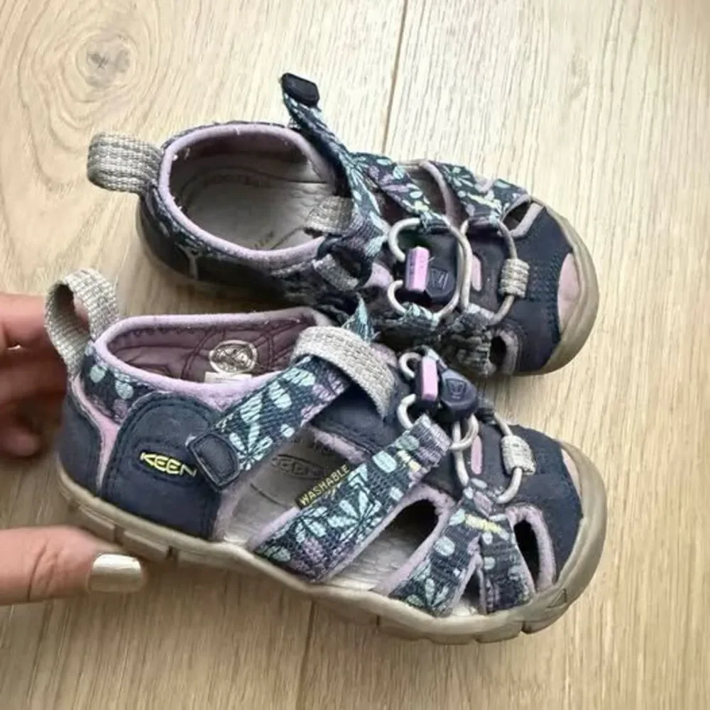 Keen Toddler Seacamp II CNX Sandals size 8c